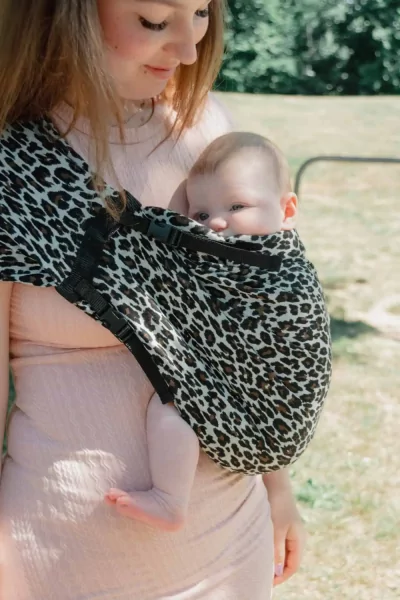 Dětské nosítko ByKay boční nosítko - Brown Leopard